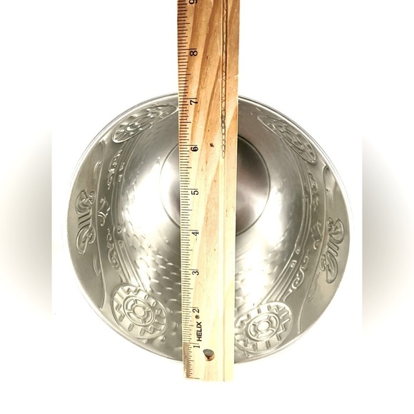 The War of the Rohirrim Popcorn Tin 130oz LOTR The Lord of the Rings Trash Can - Picture 8 of 9